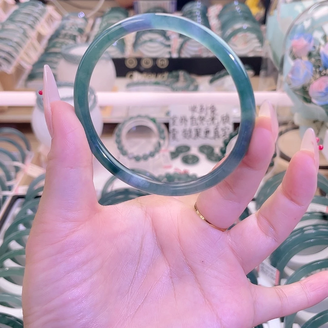 翡翠未镶嵌手镯58-59圈