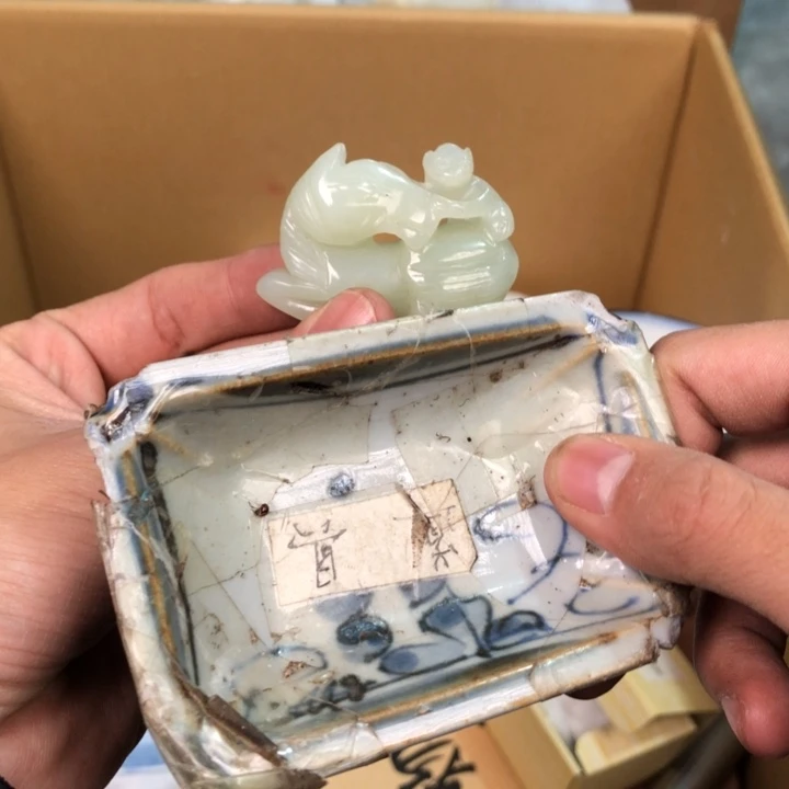 陶瓷孤品单件车里拍