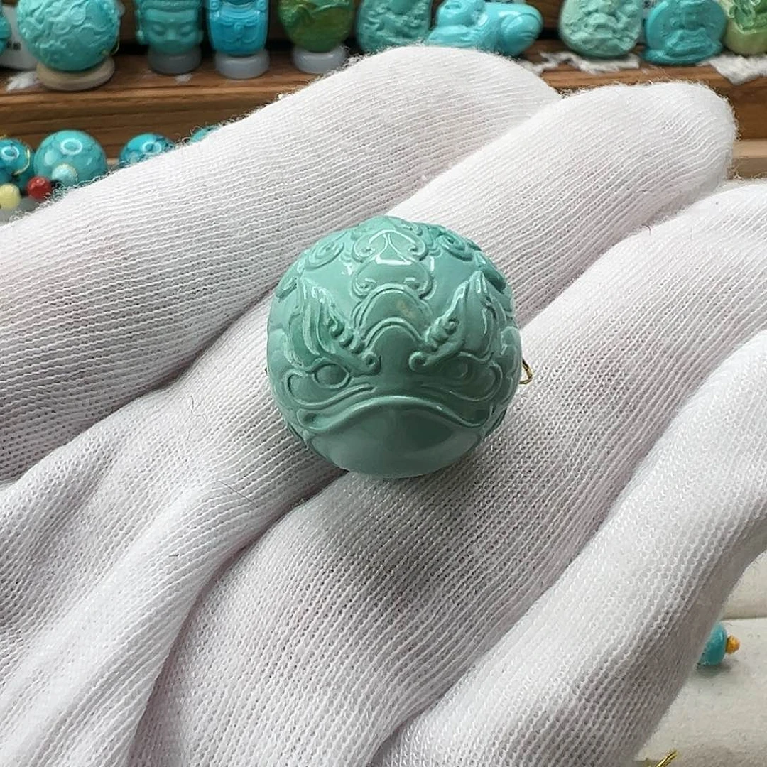 绿松石配饰未镶嵌