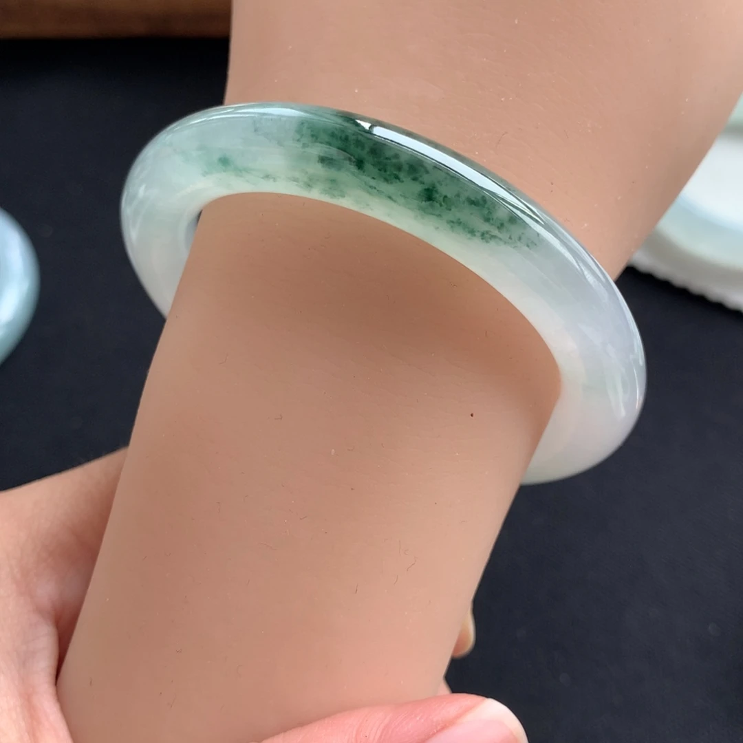 未镶嵌手镯翡翠翡翠