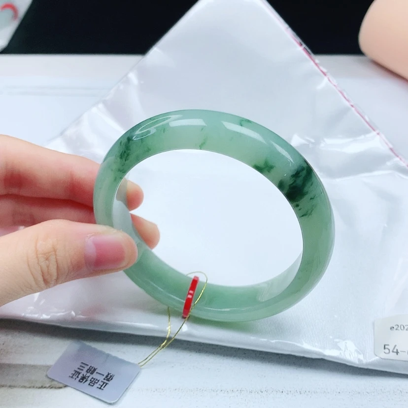 【闪购商品】翡翠手镯未镶嵌叶*缅甸天然a货手镯54