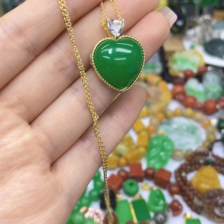 翡翠未镶嵌颈饰项链29