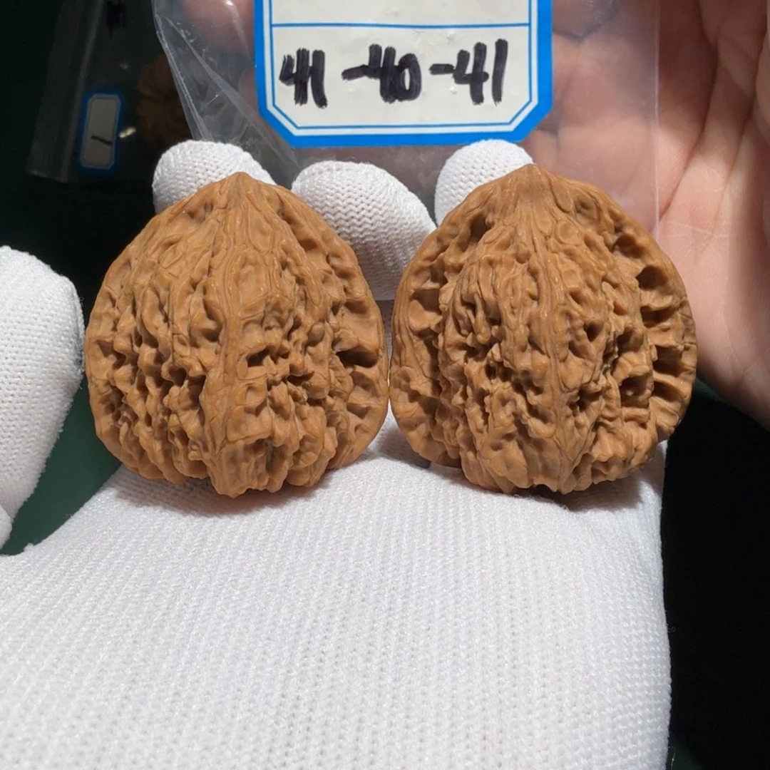 文玩核桃吊坠南疆三角2