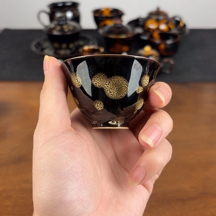 瓷点彩鹧鸪斑撇口小客杯