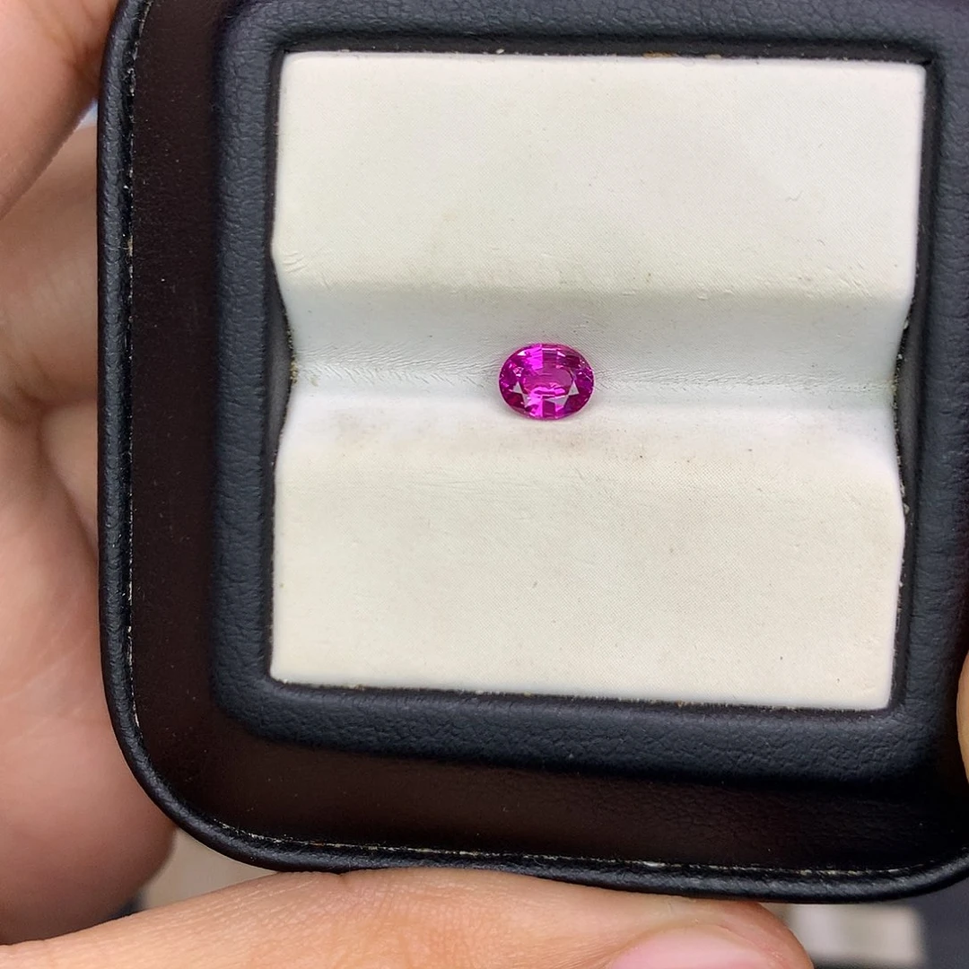 彩色蓝宝石裸石46分热粉蓝宝石