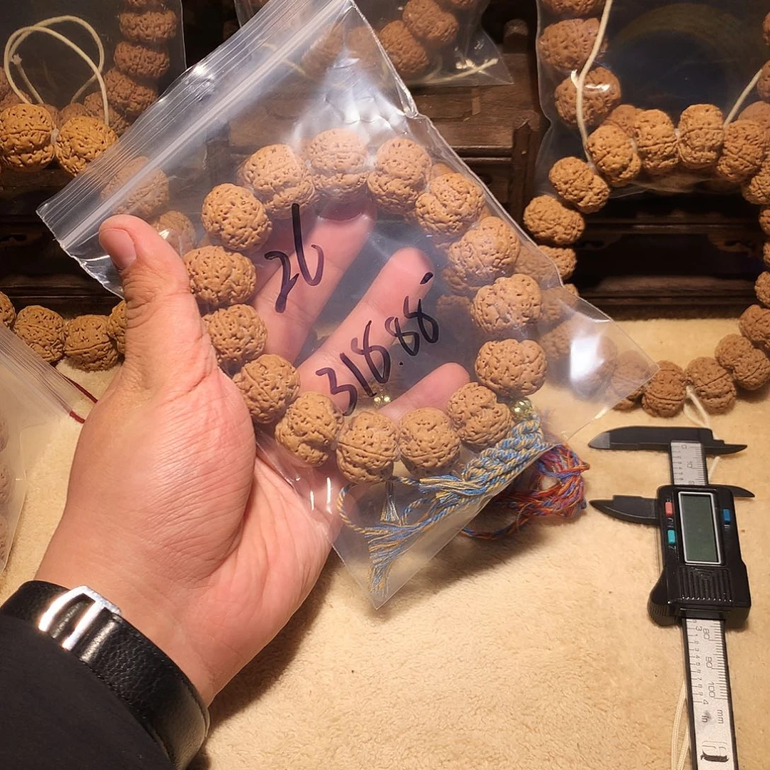 金刚菩提手串南*26。       