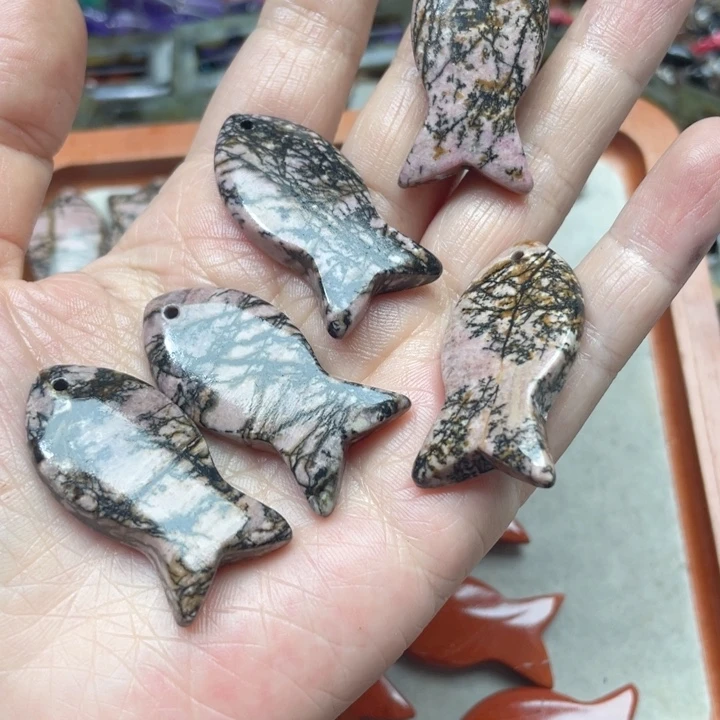 玛瑙/玉髓合金珠宝半成品一个蔷薇鱼吊坠