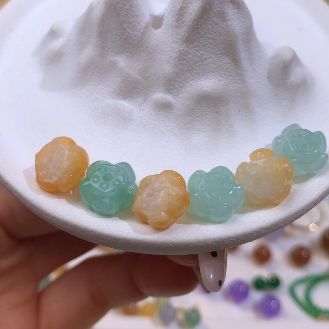 未镶嵌定制翡翠莲花珠 6颗