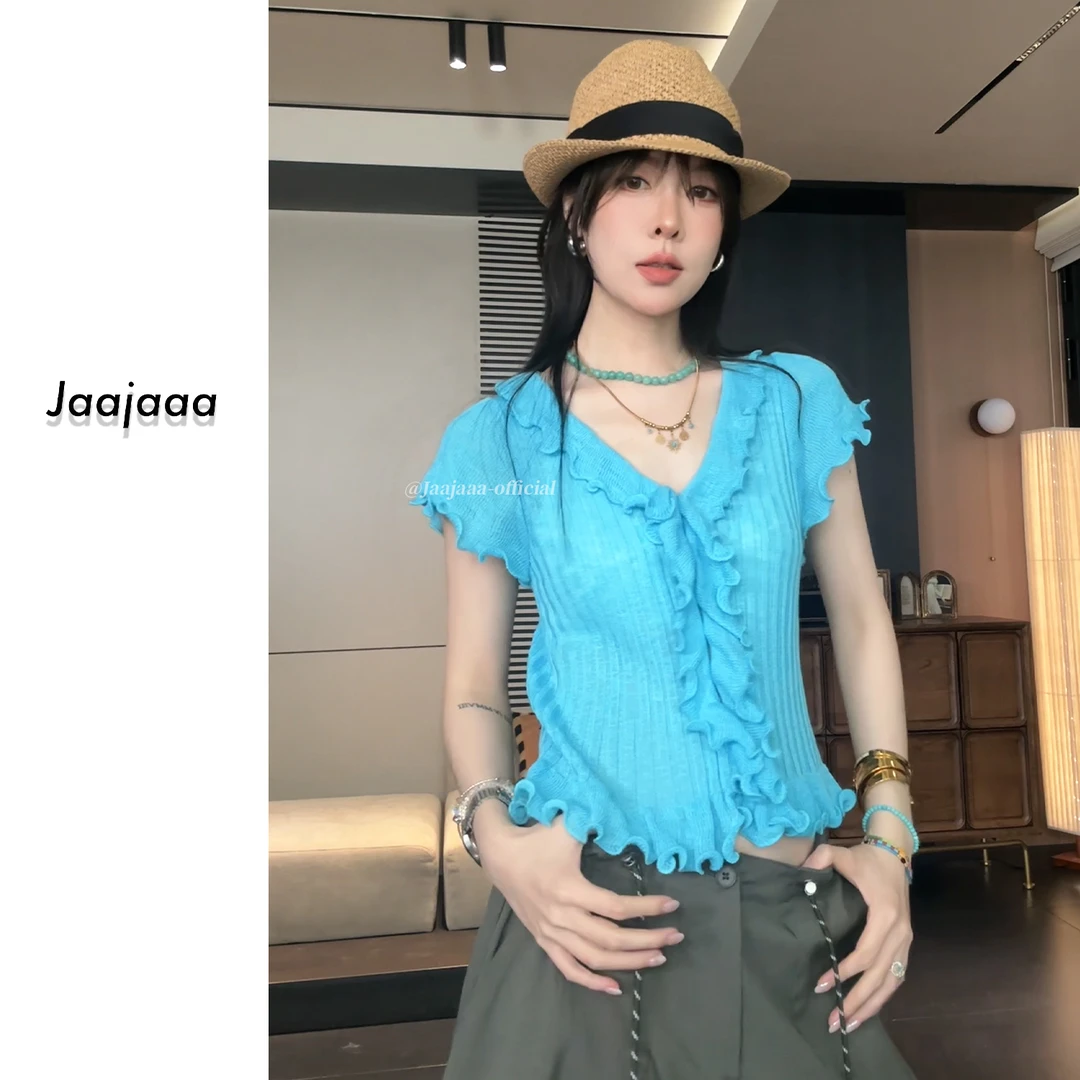 Jaajaaa柠檬绿茶  氛围感木耳边小心机修身显瘦针织上衣/EXCC