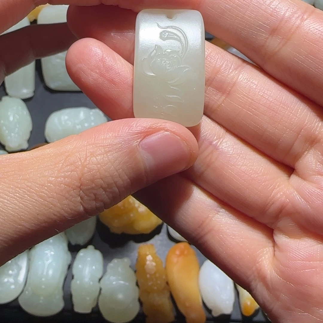 ～***～和田玉未镶嵌颈饰