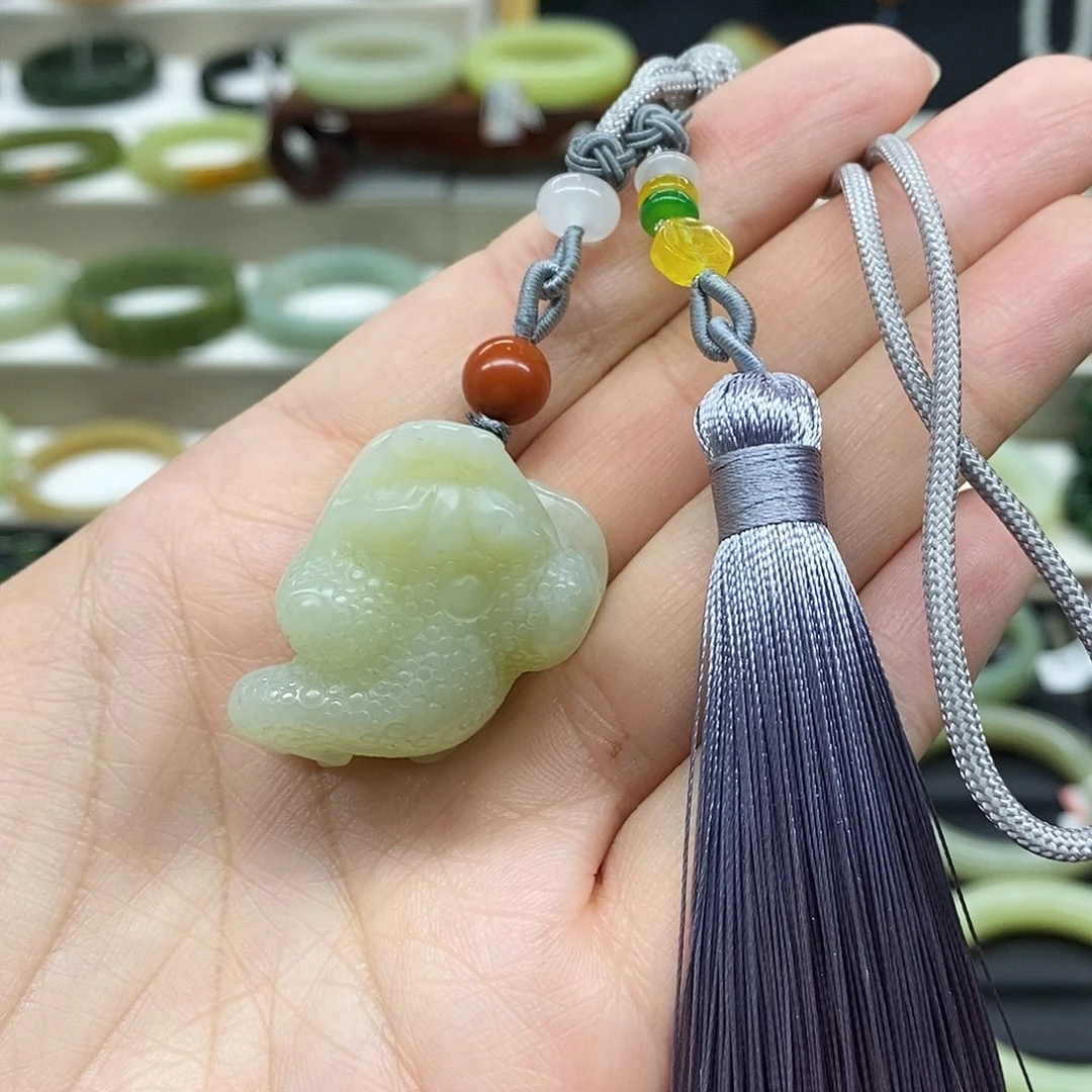 和田玉未镶嵌颈饰柔光金蟾