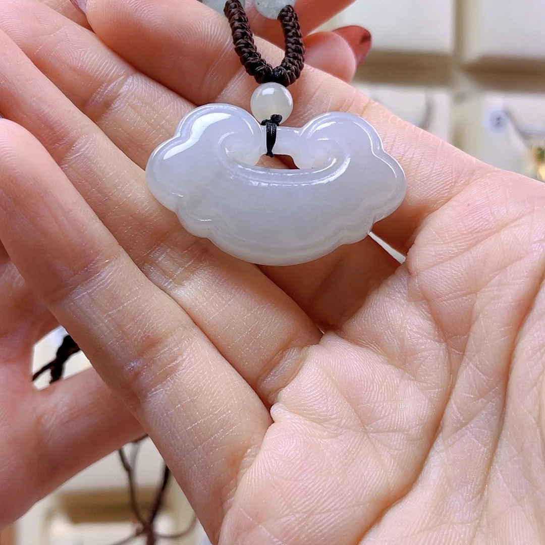 和田玉吊坠(赠链)未镶嵌