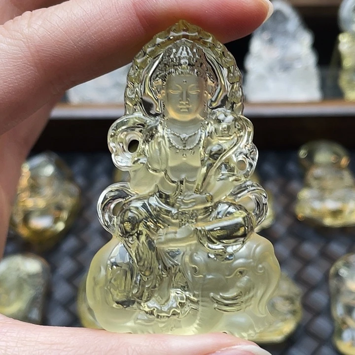 崔***怡吊坠(赠链)水晶未镶嵌普贤菩萨