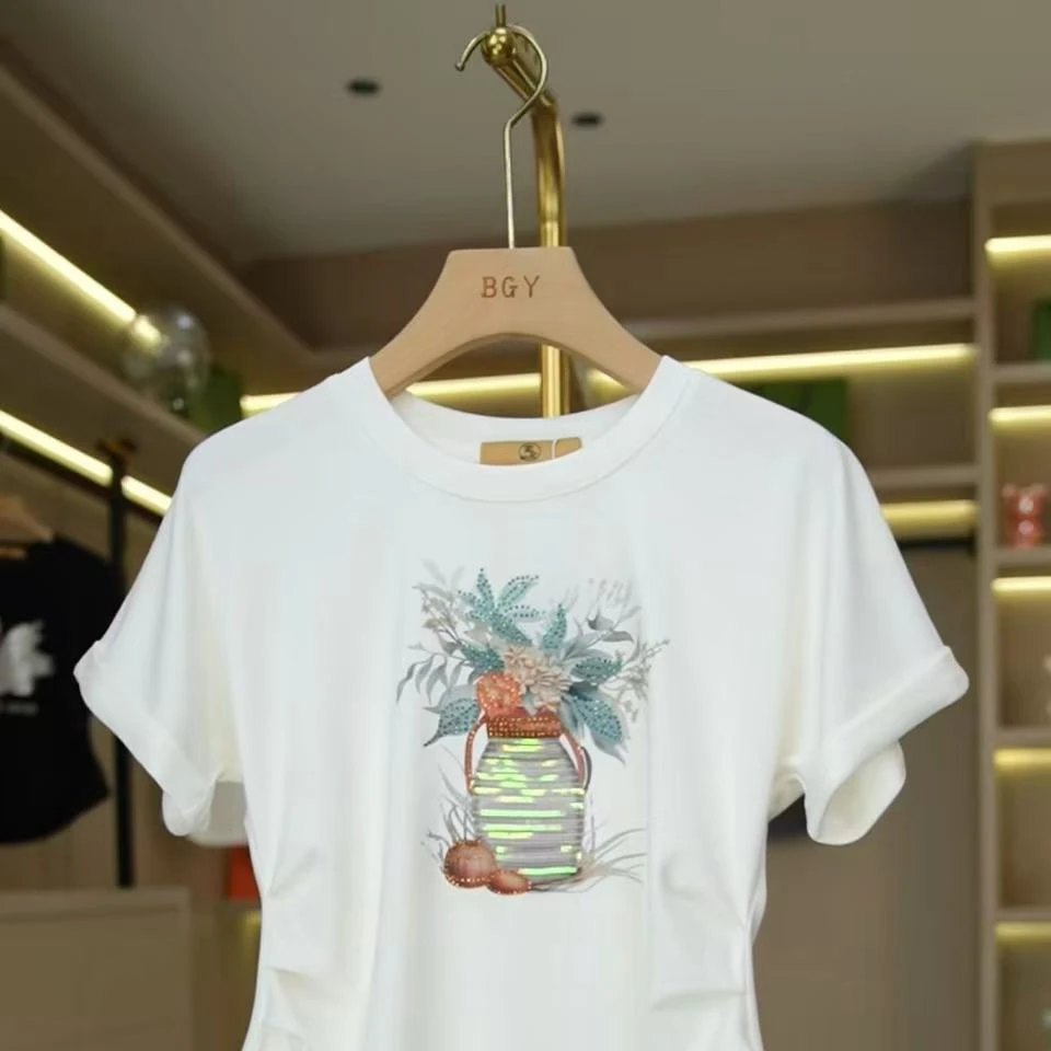 香港素甸新款花瓶刺绣烫钻工艺气质短袖T恤Q25BT2164