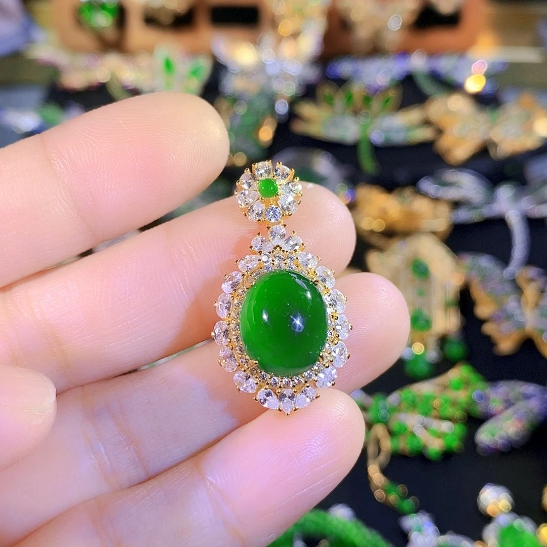 颈饰银S925镶嵌翡翠