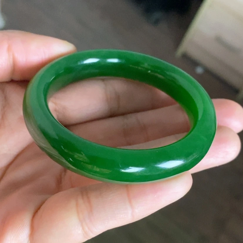 【闪购商品】未镶嵌手镯和田玉（碧玉）