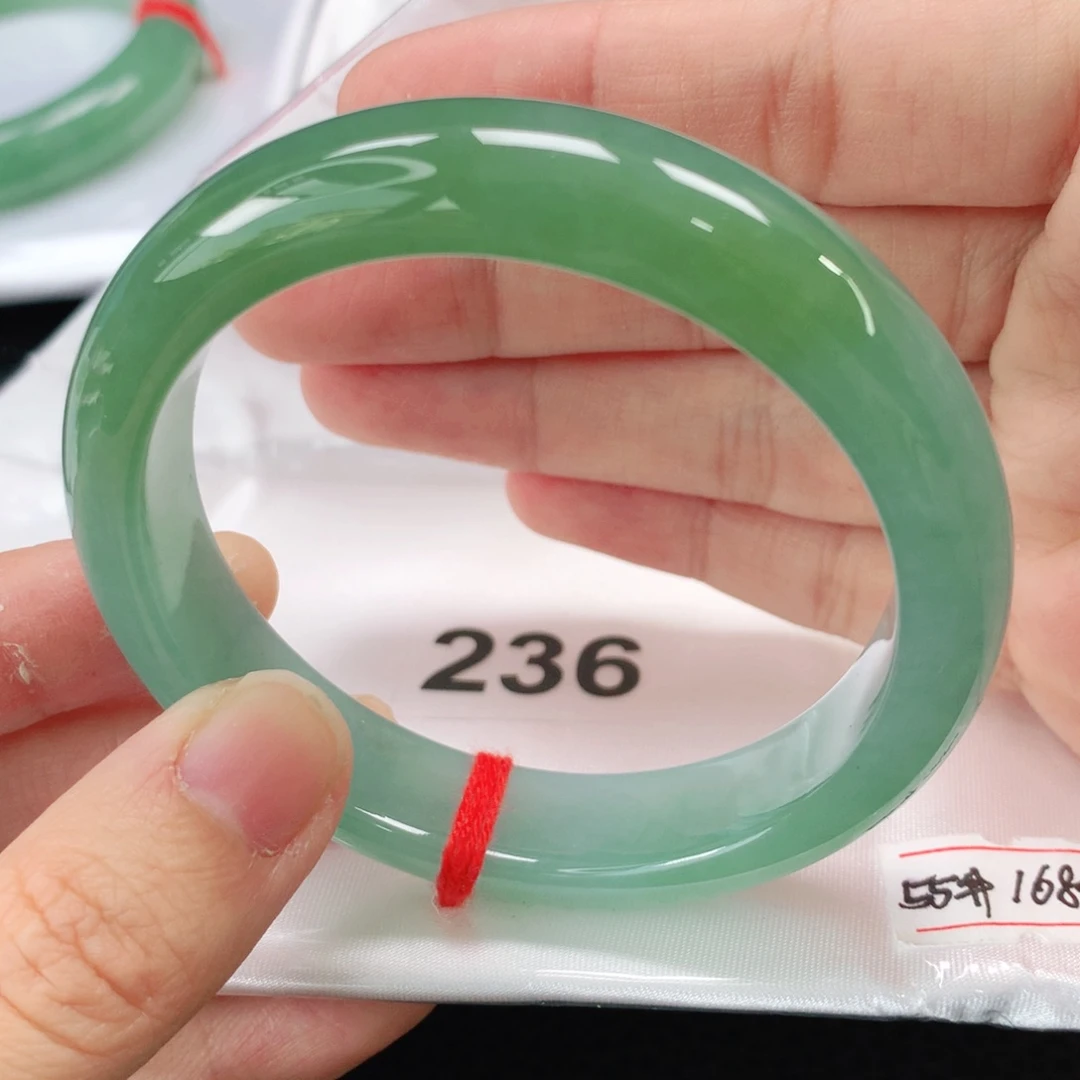 未镶嵌手镯翡翠缅甸55