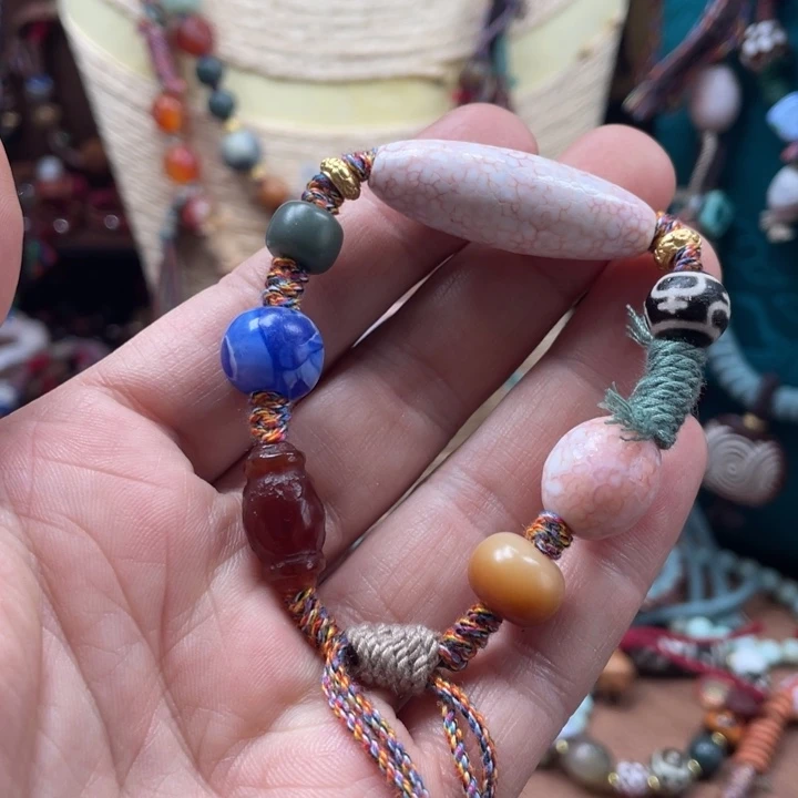 玛瑙/玉髓颈饰未镶嵌