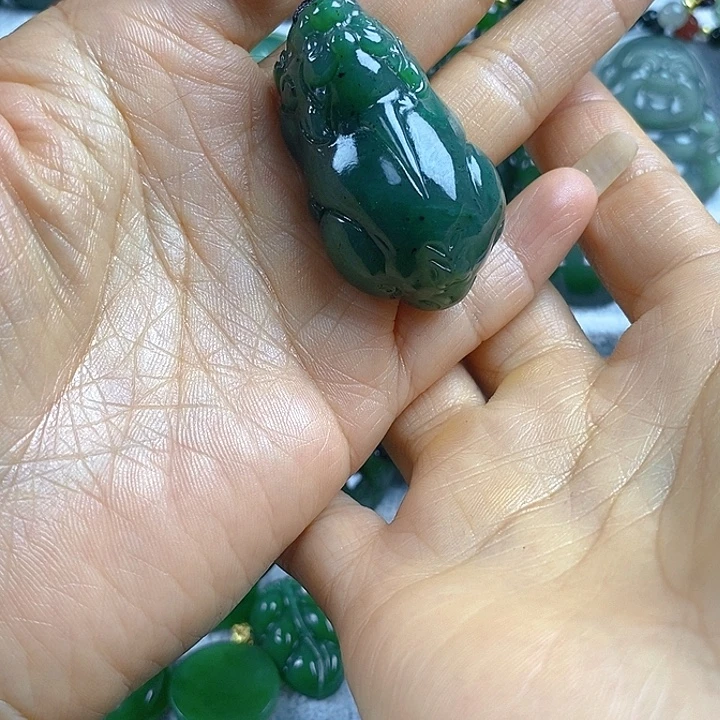 吊坠(不含链)未镶嵌和田玉（碧玉）