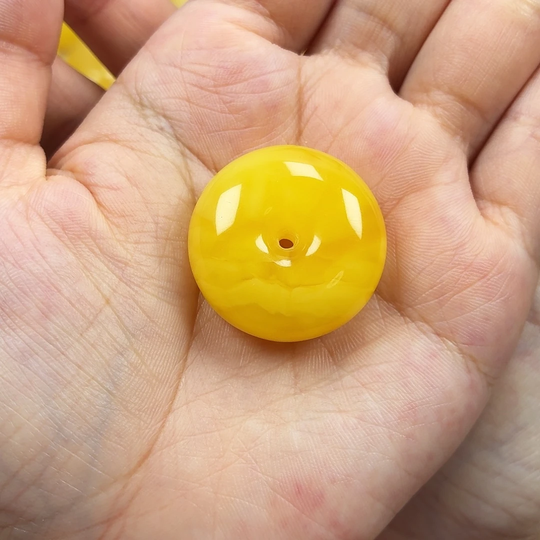 蜜蜡颈饰未镶嵌焦皮浓蜡妖花平安扣