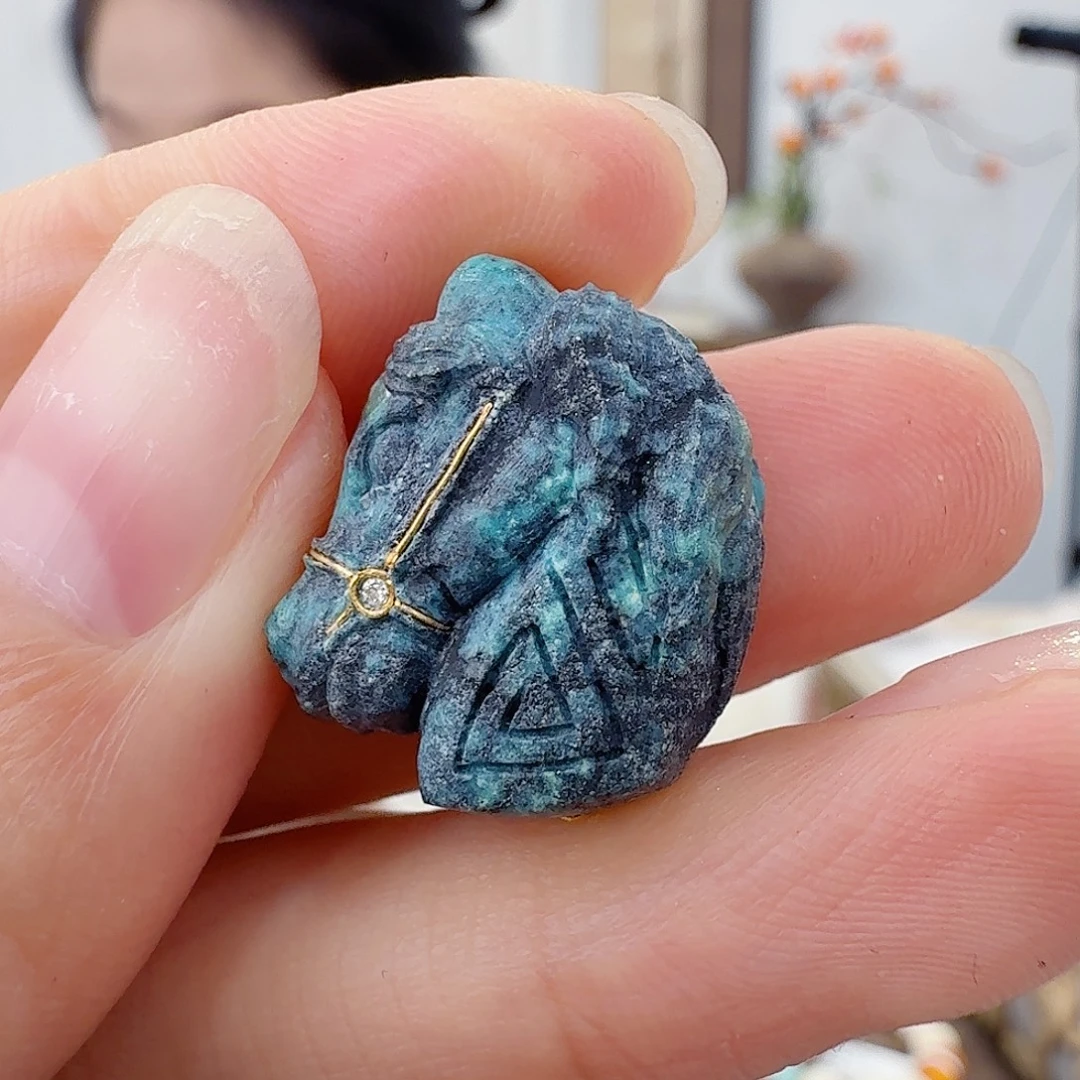 绿松石未镶嵌珠宝奇石