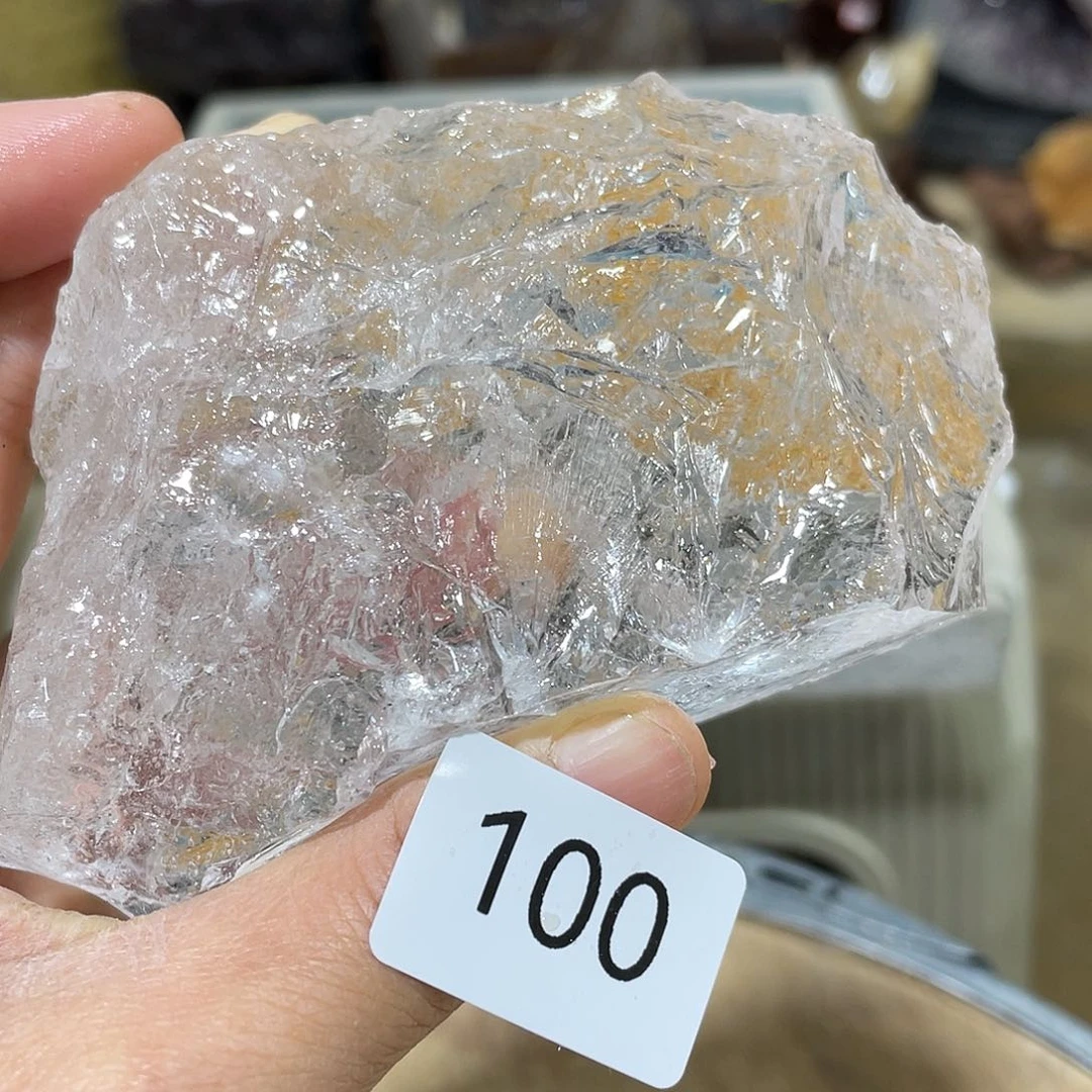 水晶摆件……未镶嵌