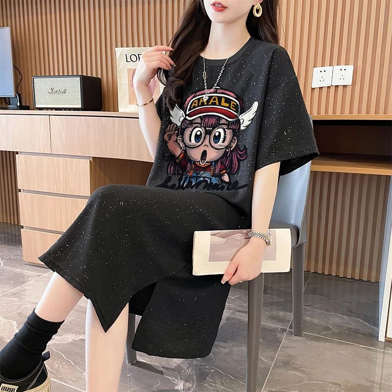 长款过膝短袖T恤裙女夏季宽松满天星时尚减龄卡通大码开叉体恤裙