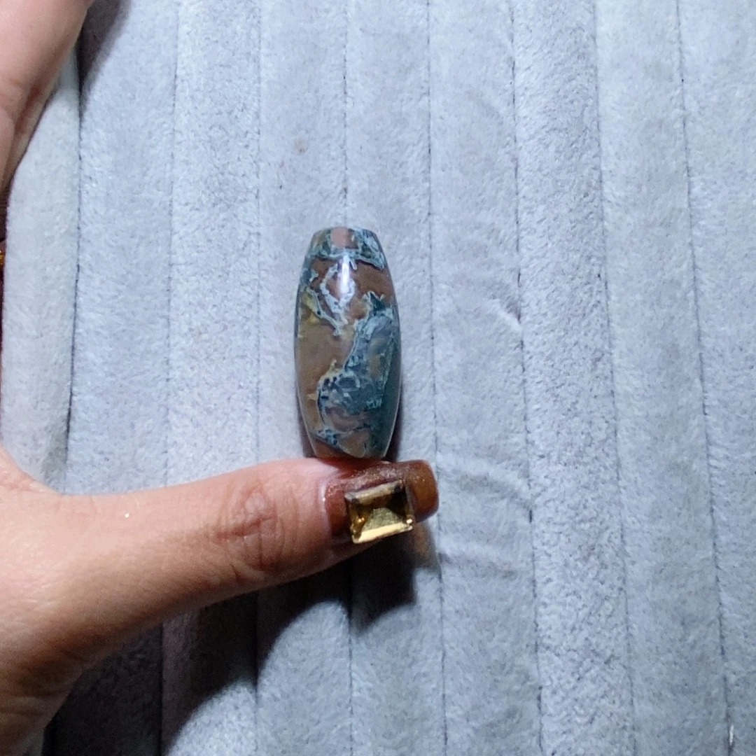 田***浩玛瑙/玉髓未镶嵌颈饰