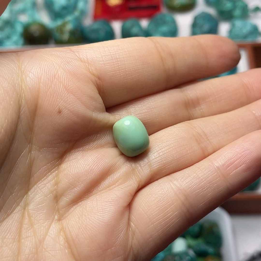 用***6绿松石未镶嵌手链