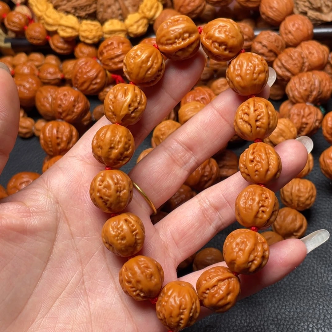 修***浩吊坠文玩核桃野生小核桃手串
