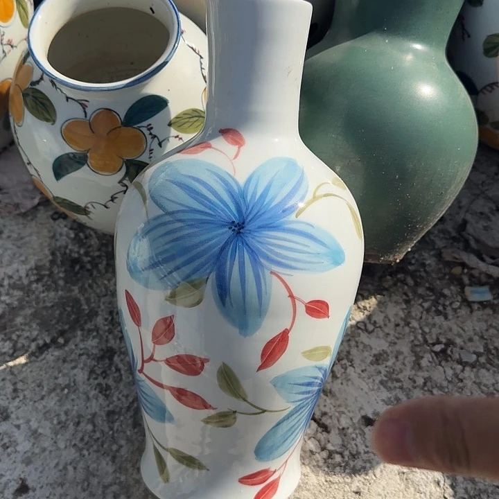 微瑕景德镇手工花瓶