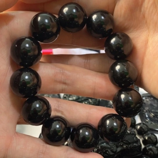 吊坠(不含链)未镶嵌翡翠开****8卡18左右