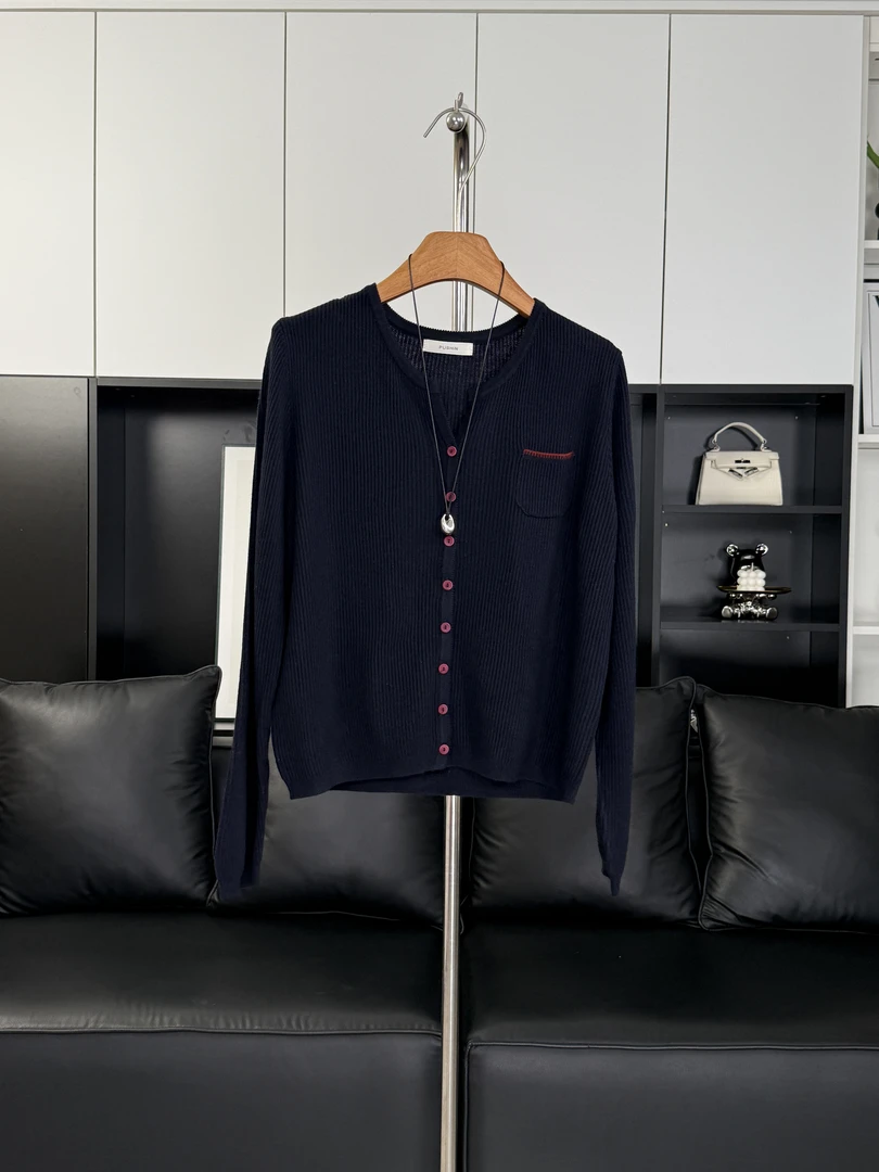 【小桐精品】2025爆款刺绣毛针织衫长袖休闲时尚百搭6722