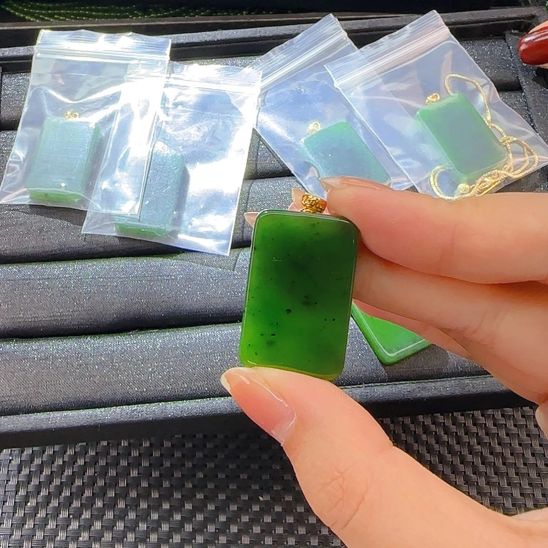 颈饰银S925镶嵌和田玉碧玉无事牌卡30 20 6