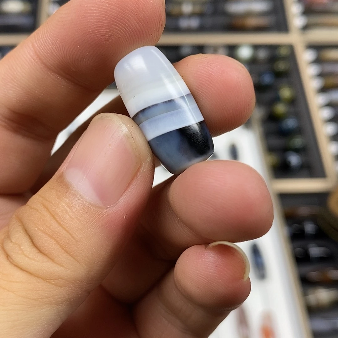 密***苏玛瑙/玉髓颈饰未镶嵌