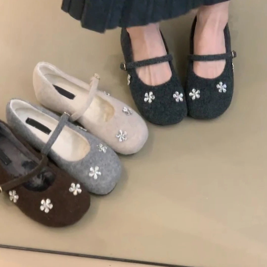 啄木鸟灰色加绒玛丽珍鞋女2025年法式甜美气质水钻圆头保暖棉单鞋