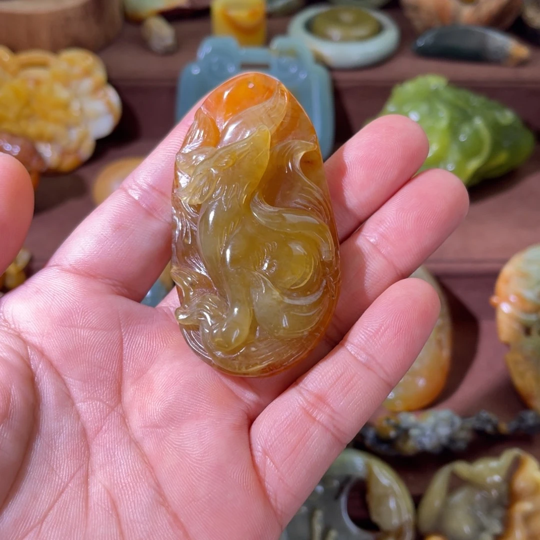 未镶嵌蛇纹石玉颈饰