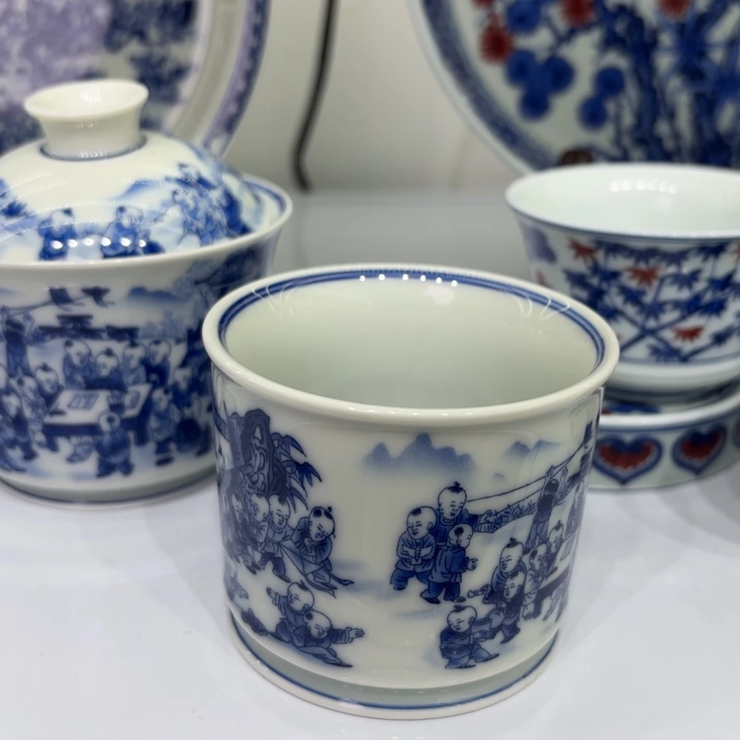 张***一景德镇陶瓷一件套