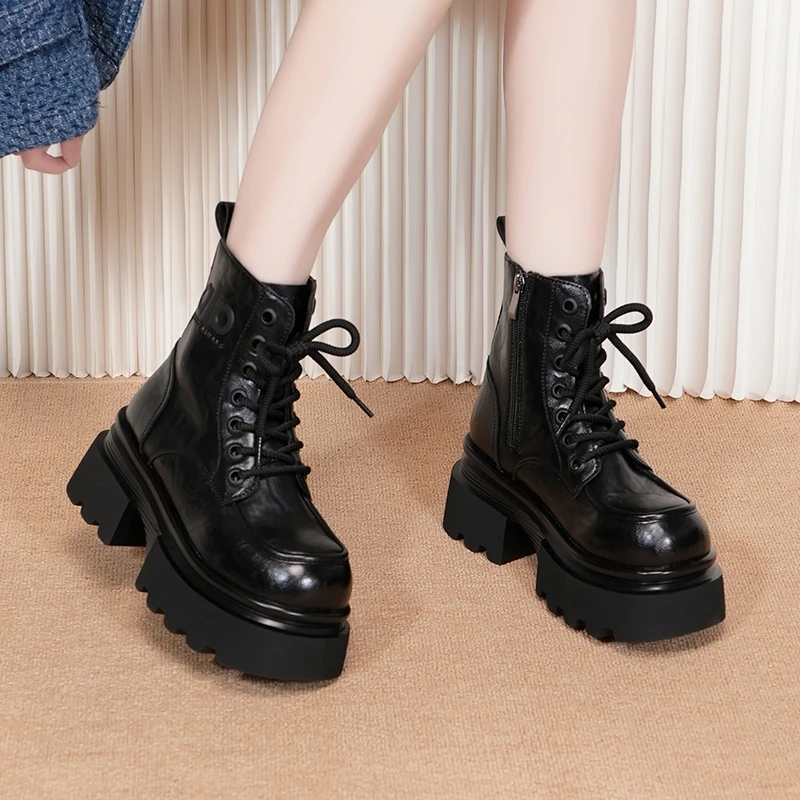 2025年秋冬新款马丁靴增高6厘米厚底女士英伦风时尚百搭爆款短靴
