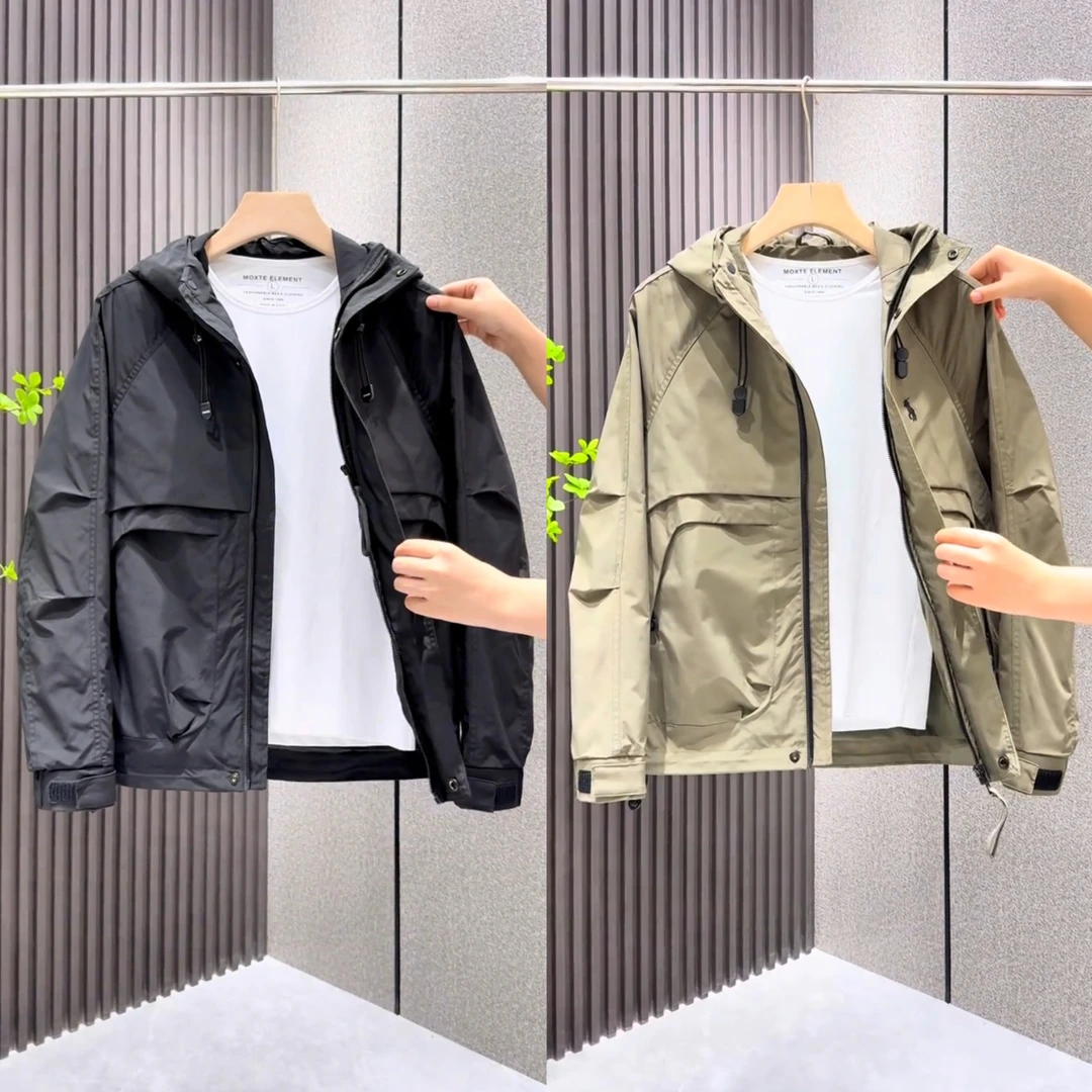 2025秋季潮牌户外防风连帽冲锋衣男高档刺绣宽松百搭工装夹克外套