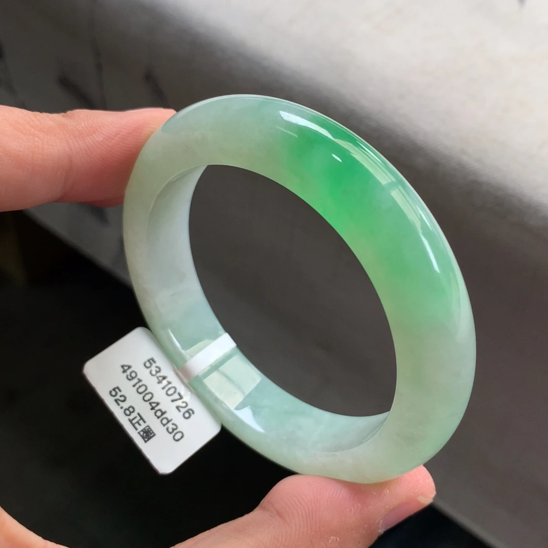 翡翠未镶嵌手镯冰胶甜阳绿