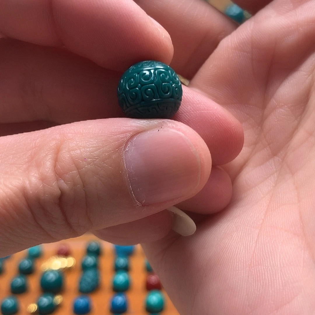 琉璃颈饰地狱色13mm回纹