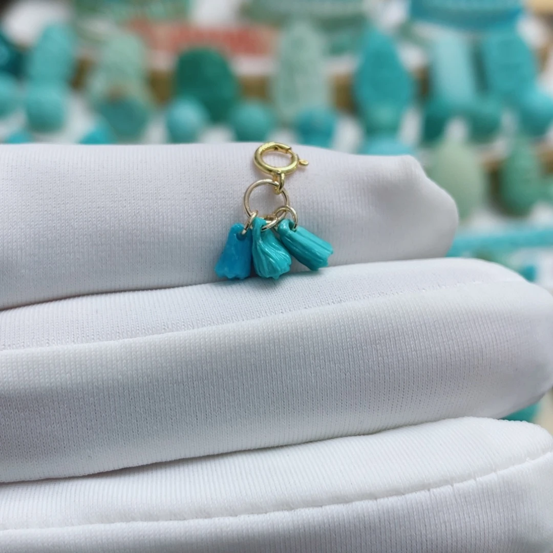 绿松石未镶嵌珠宝奇石