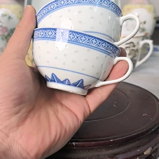 小***杰当代景德镇陶瓷工艺品