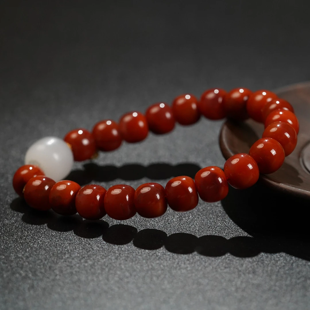 【凤鸣珠宝】典藏级天然牛血红火焰纹民族风南红老型手串 S-88