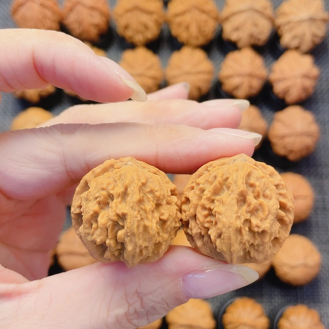 文玩核桃把件满天星