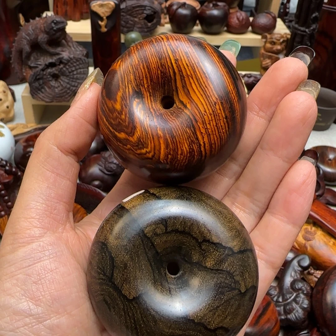 木天*咯圆扣把件两个