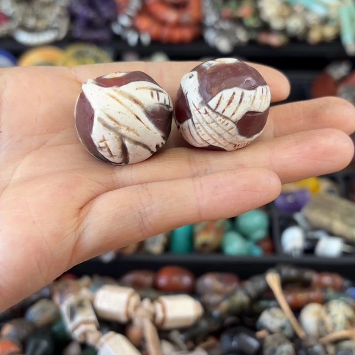 浮***～玛瑙/玉髓未镶嵌颈饰