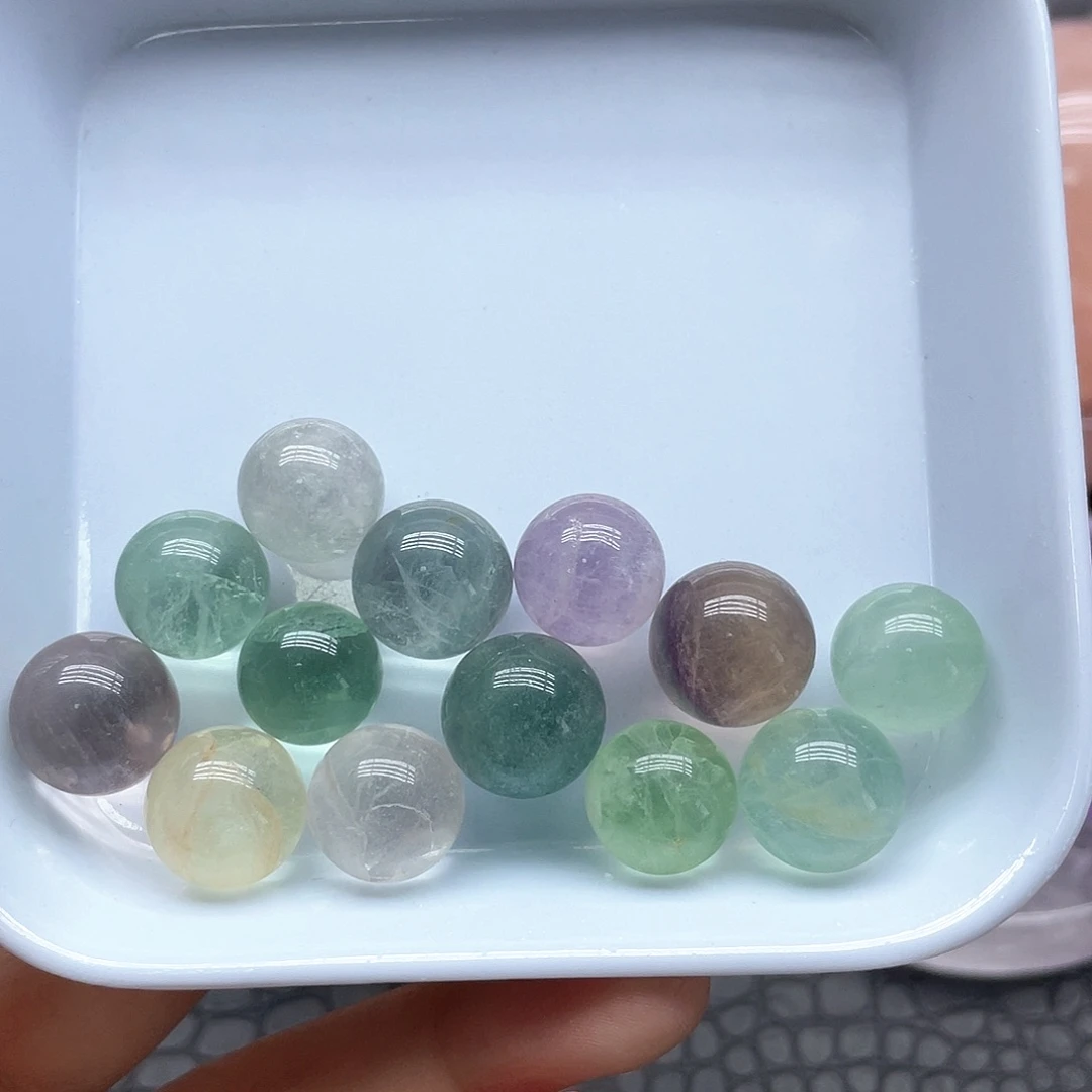 水晶未镶嵌珠宝半成品44莹石单株无裂