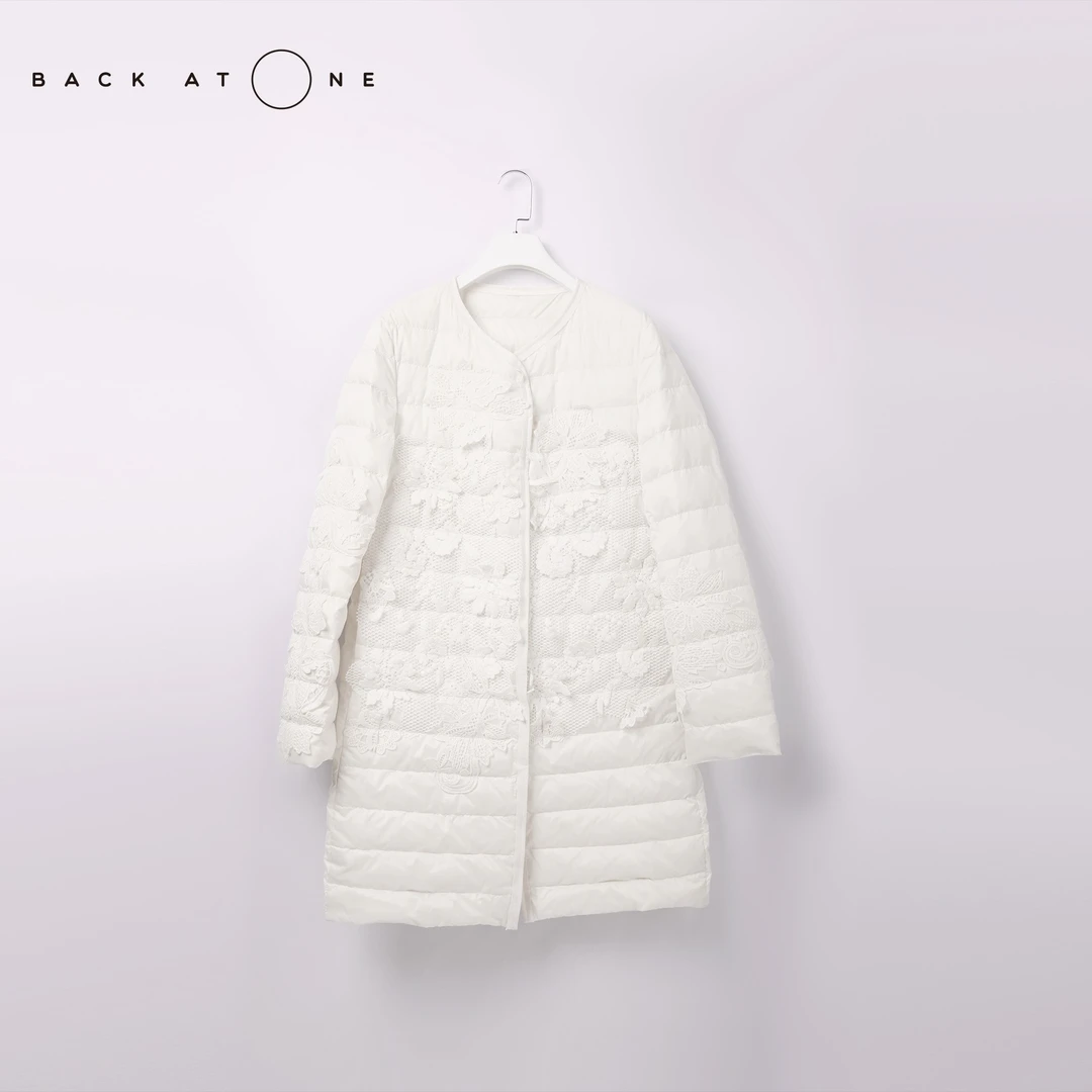 【现货】BackAtOne “雪绒花”轻盈蕾丝白色短款羽绒服 BAO-22AW-B167